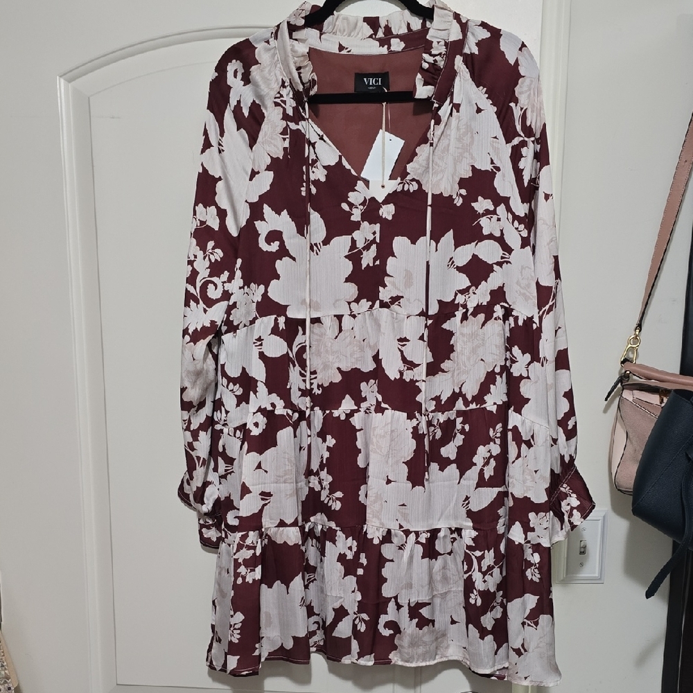 Vici Collection Burgundy/Brown and White Floral Dress Medium